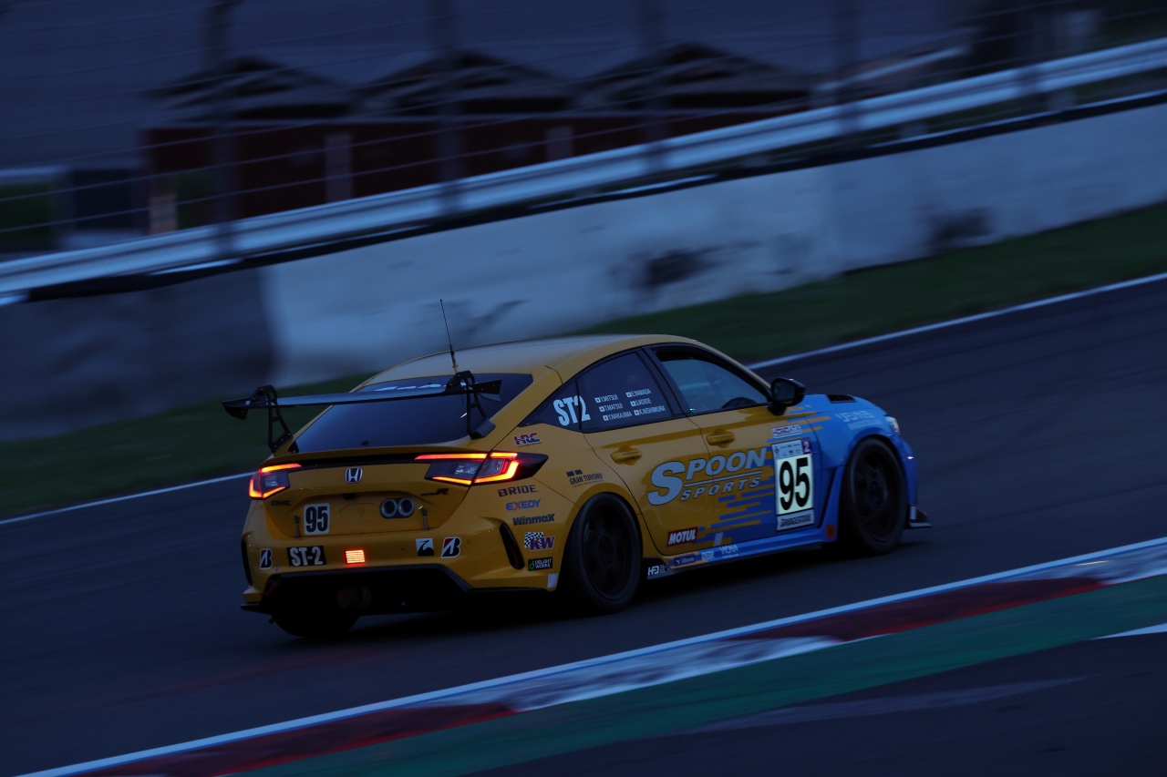 あなたが現在見ているのは DELiGHTWORKS RACING所属の三井優介選手がTEAM SPOONより「ENEOS スーパー耐久シリーズ2025 Empowered by BRIDGESTONE」第3戦・富士24時間レースにスポット参戦